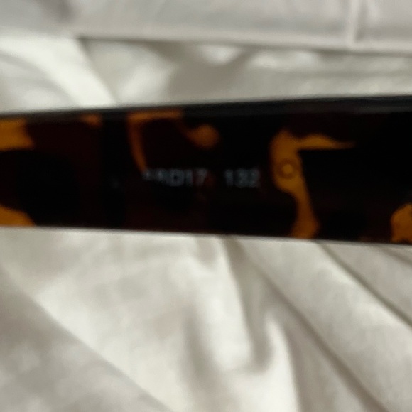 Liz Claiborne large frame glasses with Rose gold toned Rhinestone trimmed detail - Picture 4 of 7